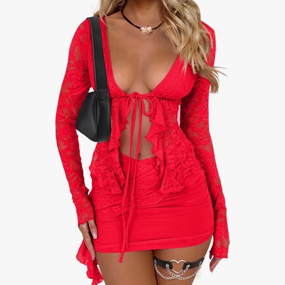 Dresses & Skirts - NWT Two Piece Floral Lace Open Front Tie Skirt Set